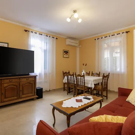 Adele By Interhome * Labin (Istria)
